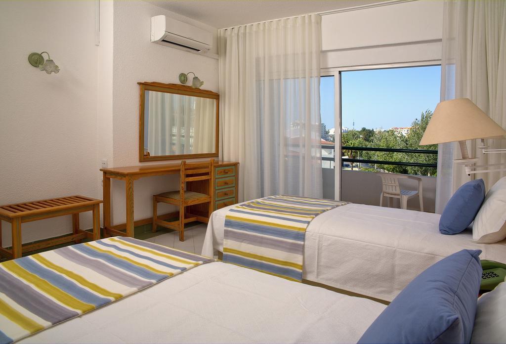 Standard One-Bedroom Apartment,1433302213:JPEG