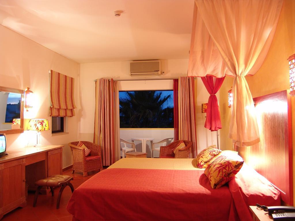 Large Single Room,419295108:JPEG