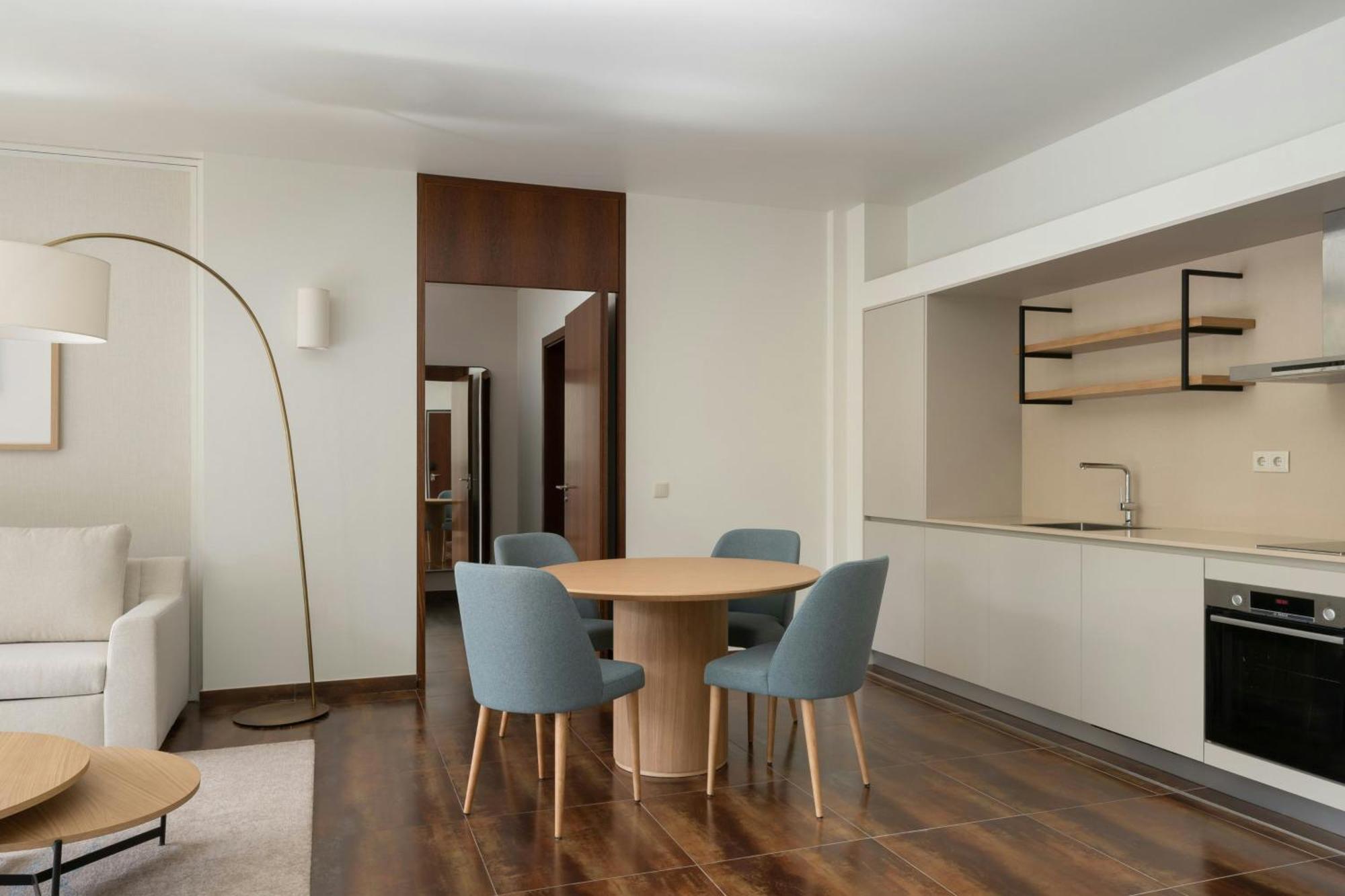 One-Bedroom Suite,1646918971:JPEG